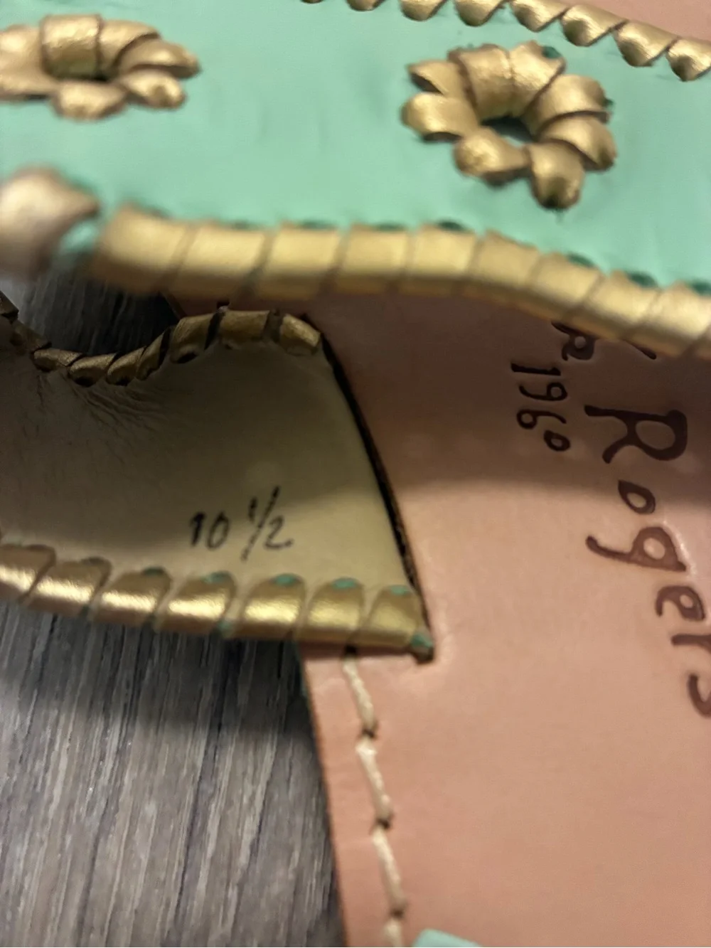 Jack Rogers Mint Green Leather Thong Sandals with Gold Accents- 10.5